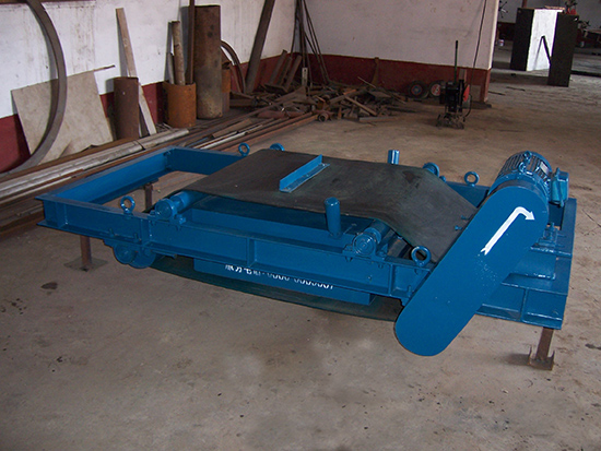 永磁自卸式除鐵器